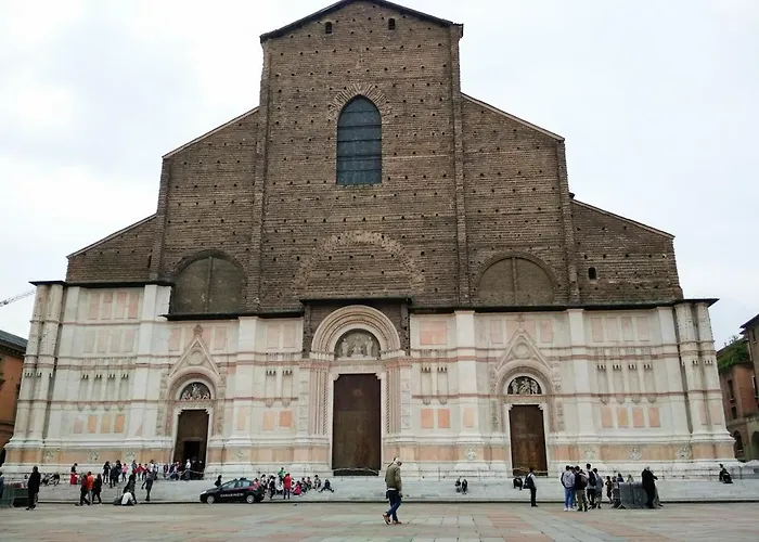 2towers House_centro Storico Di Apartment